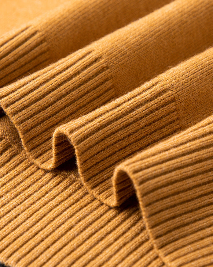 Charlie™ | Cashmere V-Neck Jumper