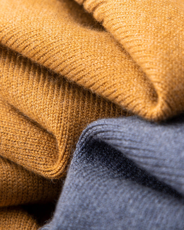 Charlie™ | Cashmere V-Neck Jumper
